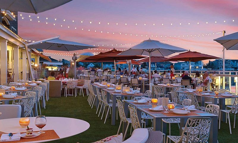 A First-Timer’s Guide to Summer on The 7 Mile Island